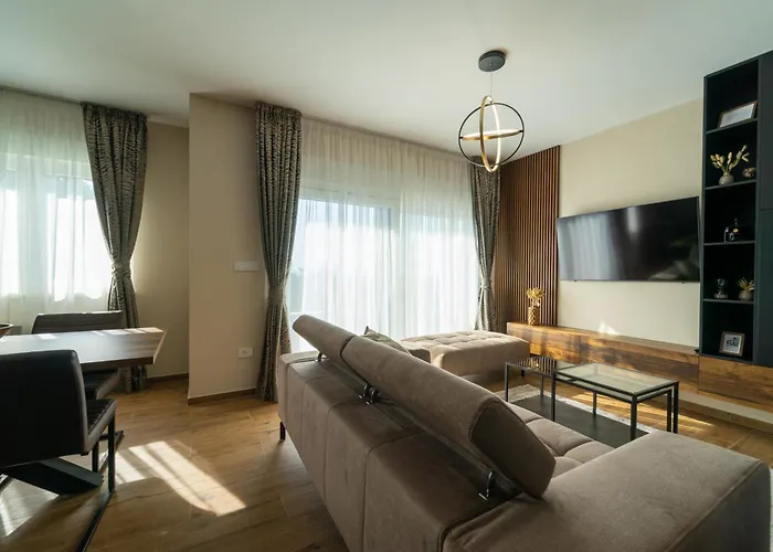 Laurier * אופטיה