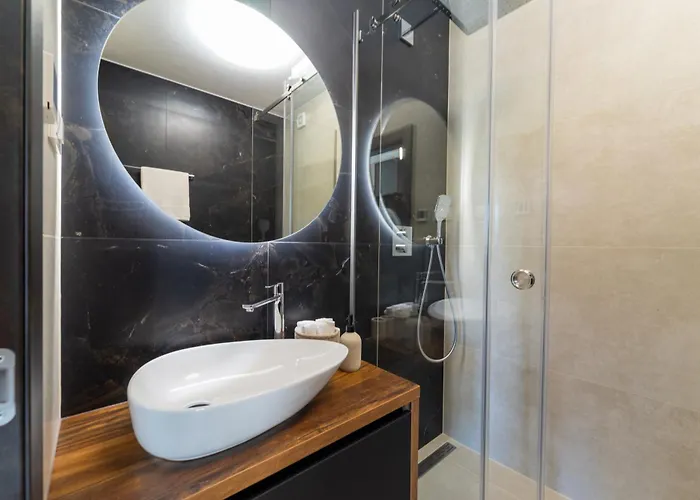 Laurier * אופטיה